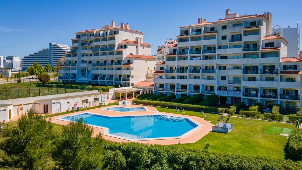 2Bdr Duplex W Ac & Pool In Portimao By Lovelystay Dış mekan fotoğraf