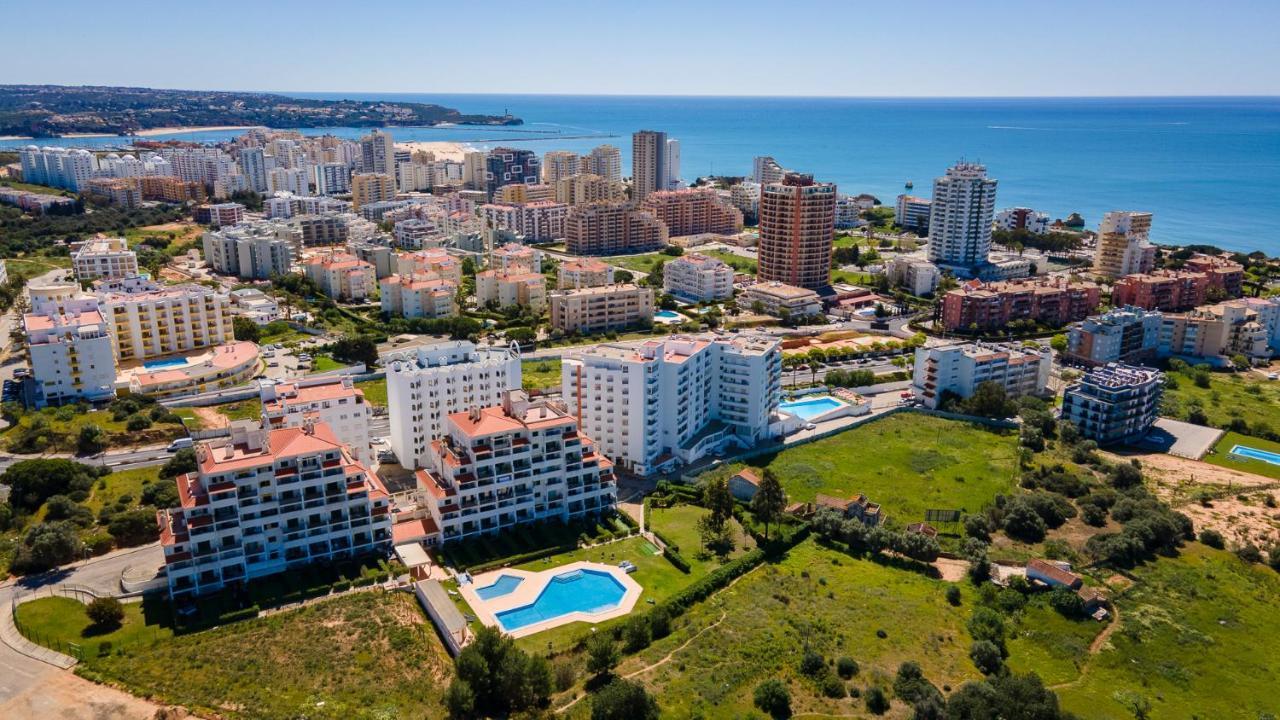 2Bdr Duplex W Ac & Pool In Portimao By Lovelystay Dış mekan fotoğraf
